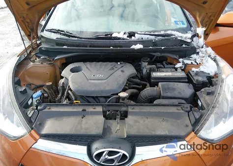 2012 Hyundai Veloster Base W/Black z USA, uszkodzony, nr VIN KMHTC6AD9CU044368